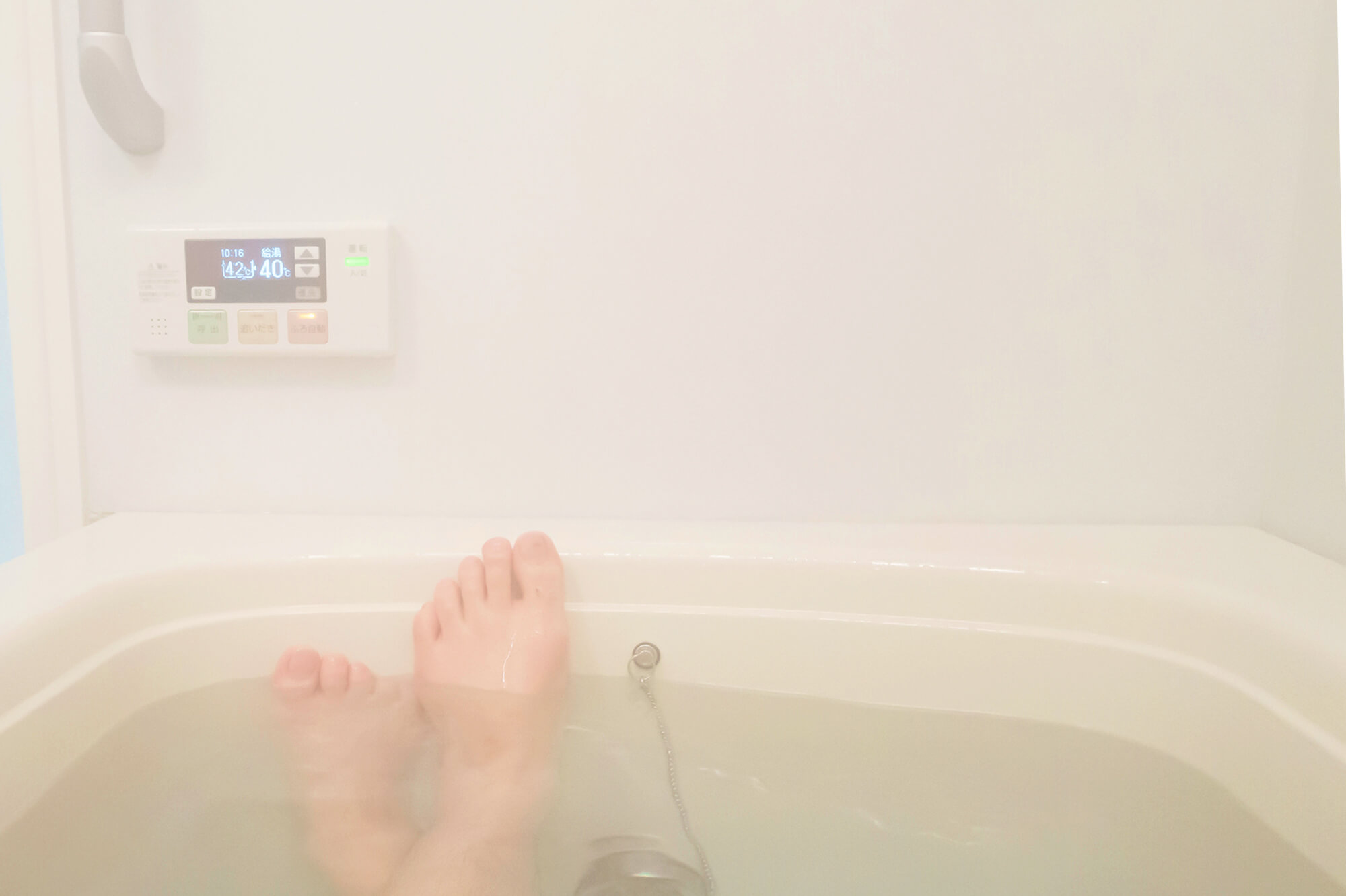 ぬるめで10分、お風呂の前後に水分補給を